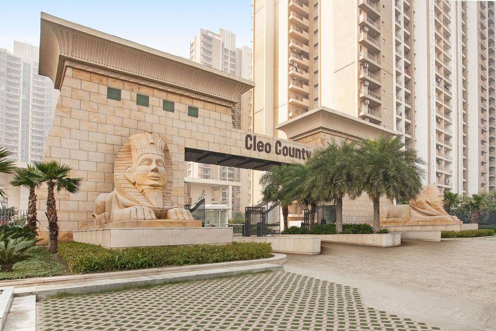 Photo of Buildings in Noida