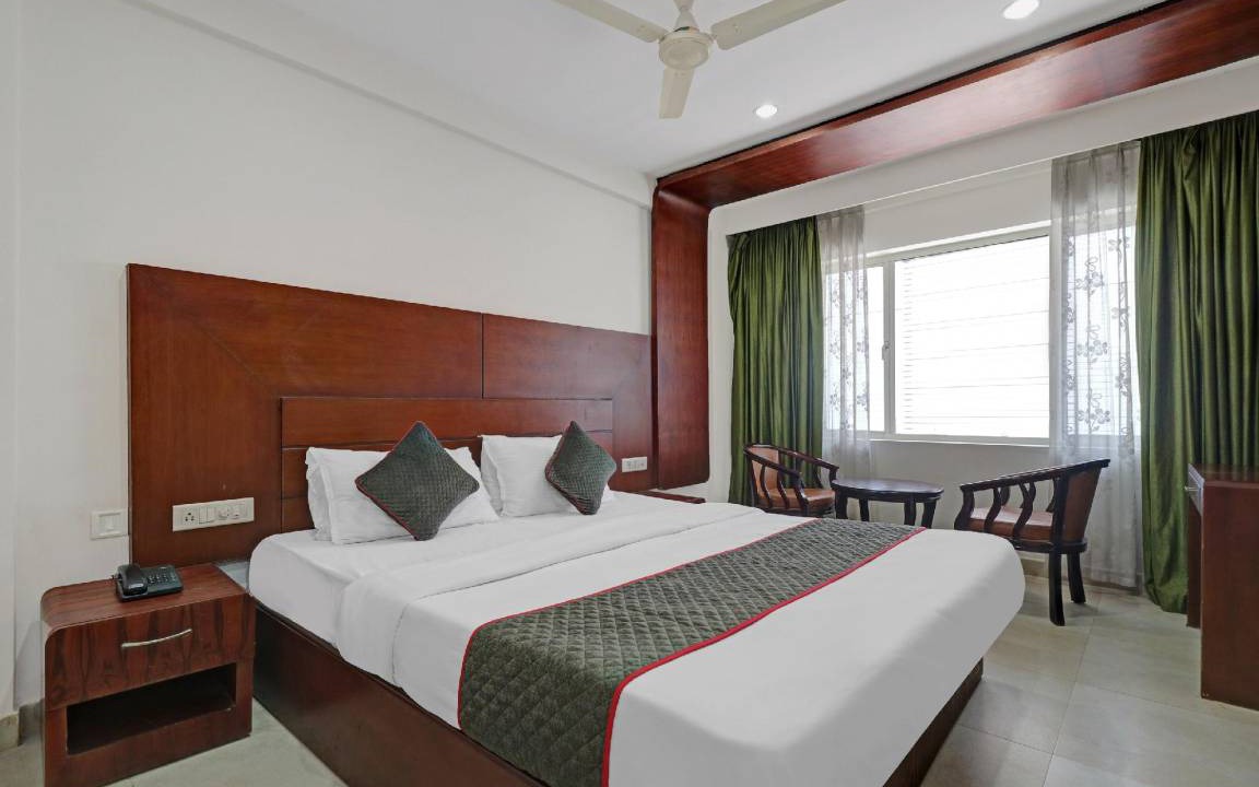 Photo of Bedroom in Thampanoor