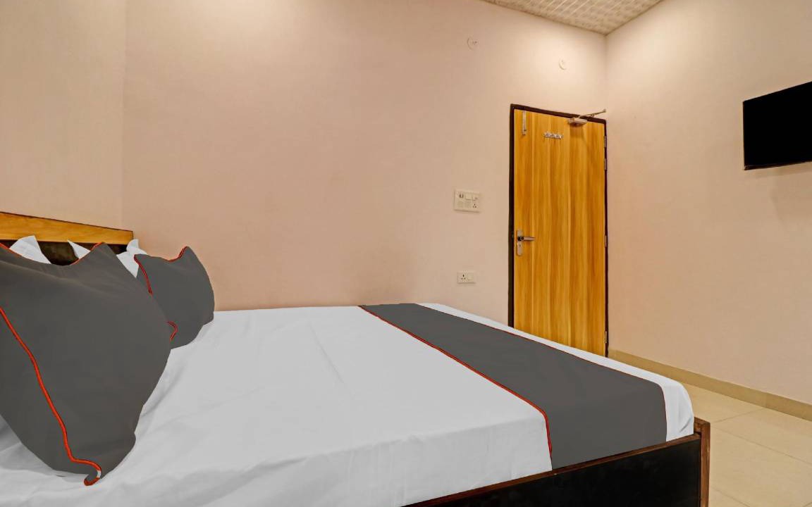 Photo of Bedroom in Pashim Vihar