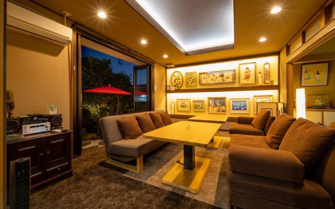 Photo of Livingroom in Yao