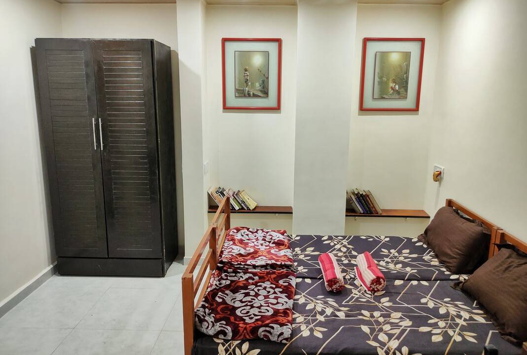 Photo of Bedroom in Juhu