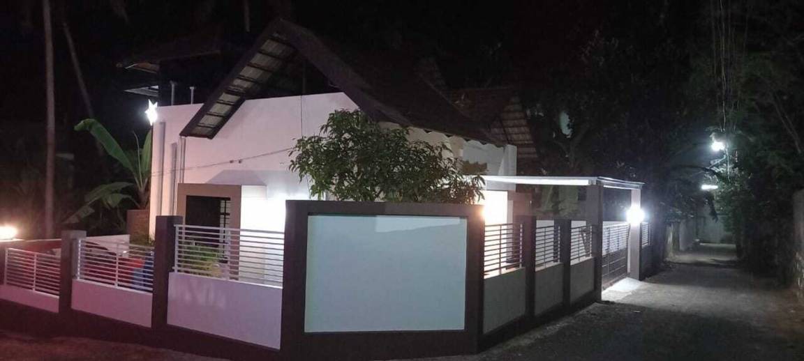 Photo of Others in Nedumangad