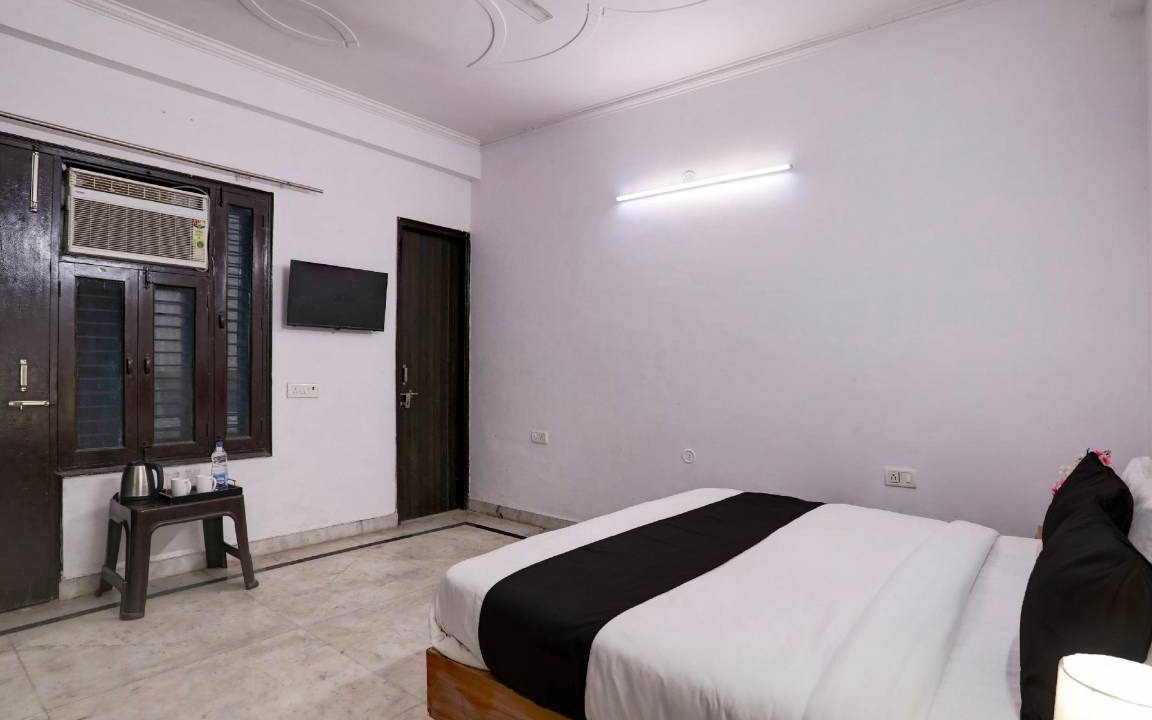 Photo of Bedroom in Noida