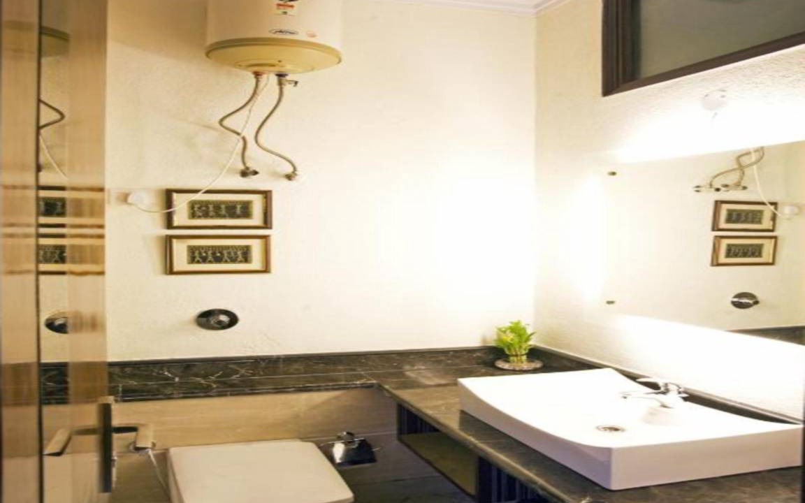 Photo of Bathroom in Defence Colony