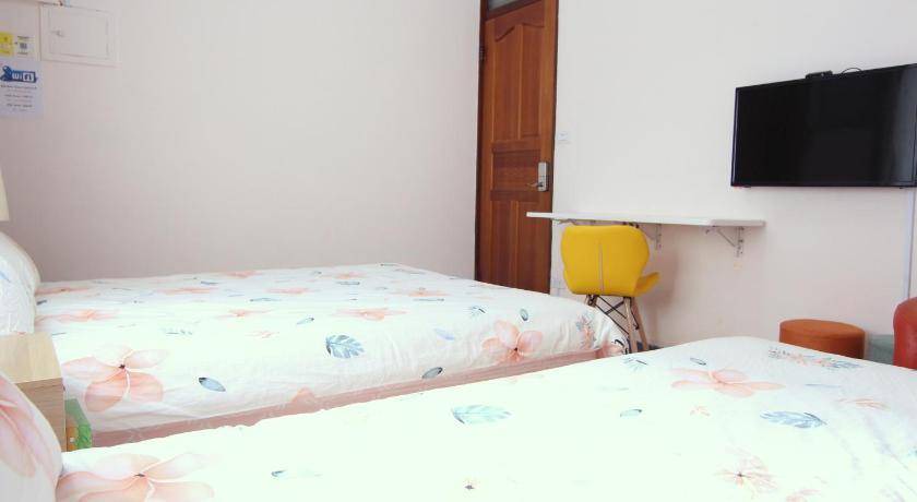 Photo of Bedroom in East District