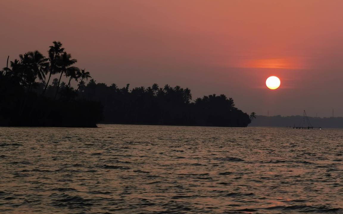 Photo of Others in Munroe Island