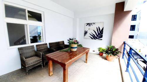 Photo of Patio Balcony in Big Beach