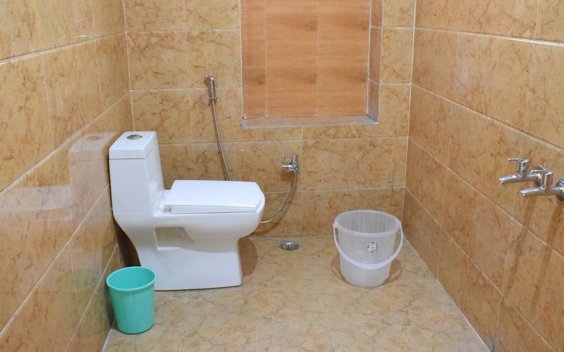 Photo of Bathroom in C-Scheme