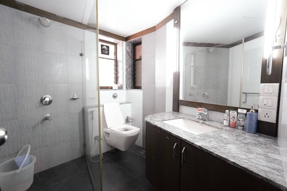Photo of Bathroom in Marra