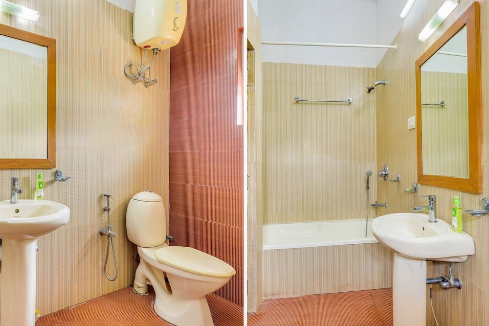 Photo of Bathroom in Marra