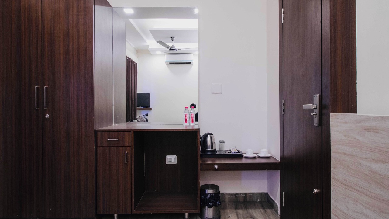 Photo of Bedroom in Shavri Colony