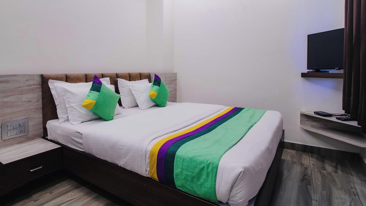 Photo of Bedroom in Shavri Colony