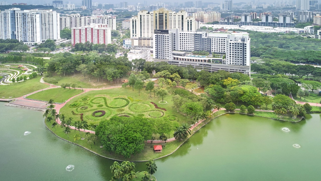 Photo of Outdoor in Bandar Tun Razak