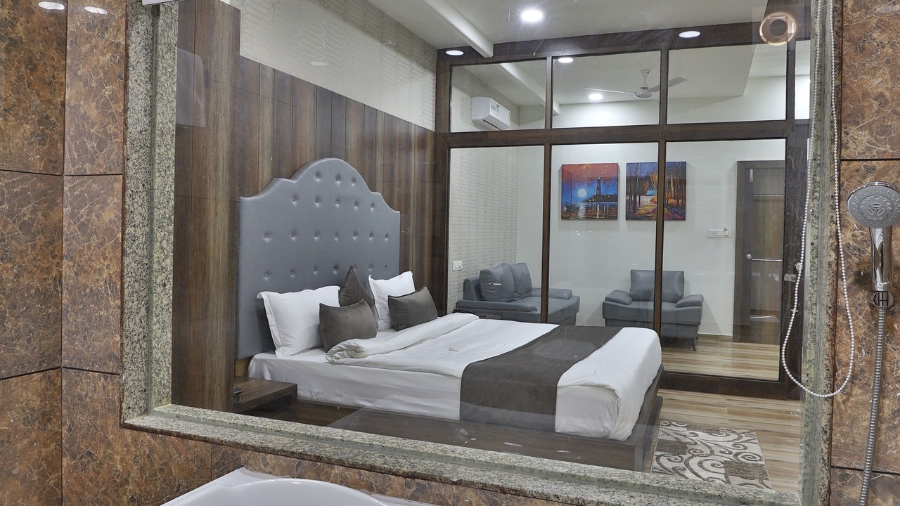 Photo of Bathroom in Anand