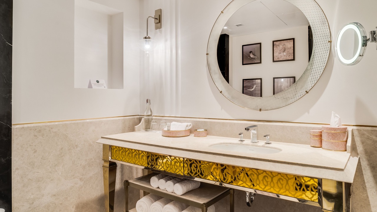 Photo of Bathroom in Vastrapur