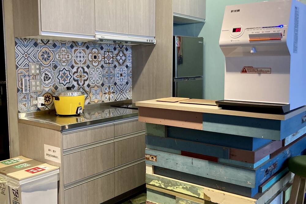 Photo of Kitchen in West Central District