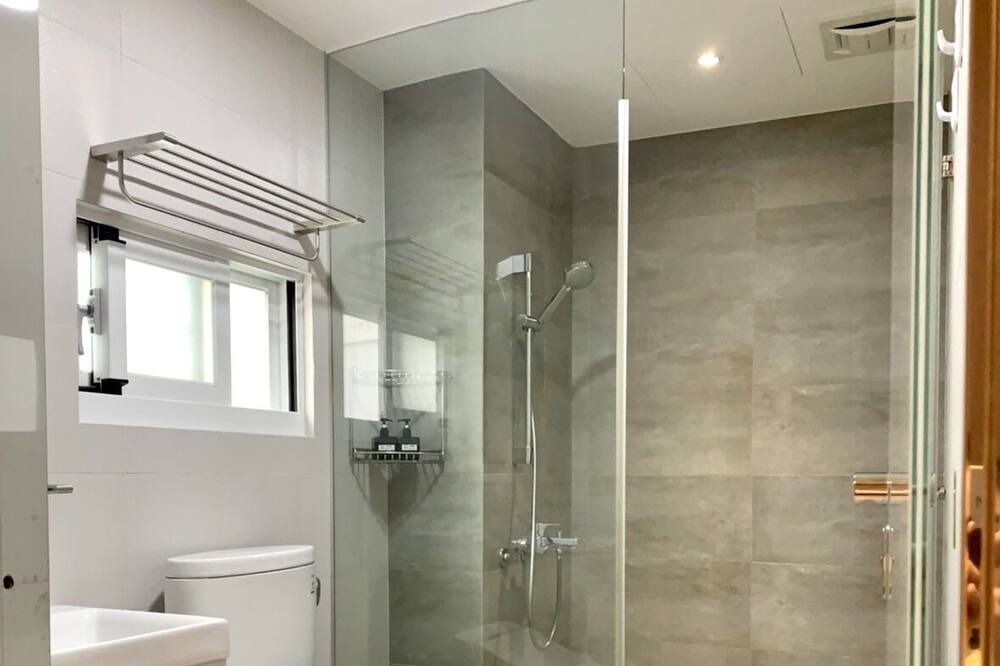 Photo of Bathroom in West Central District