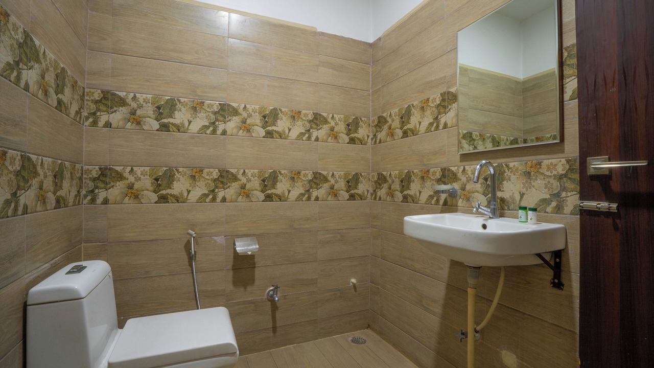 Photo of Bathroom in Varanasi