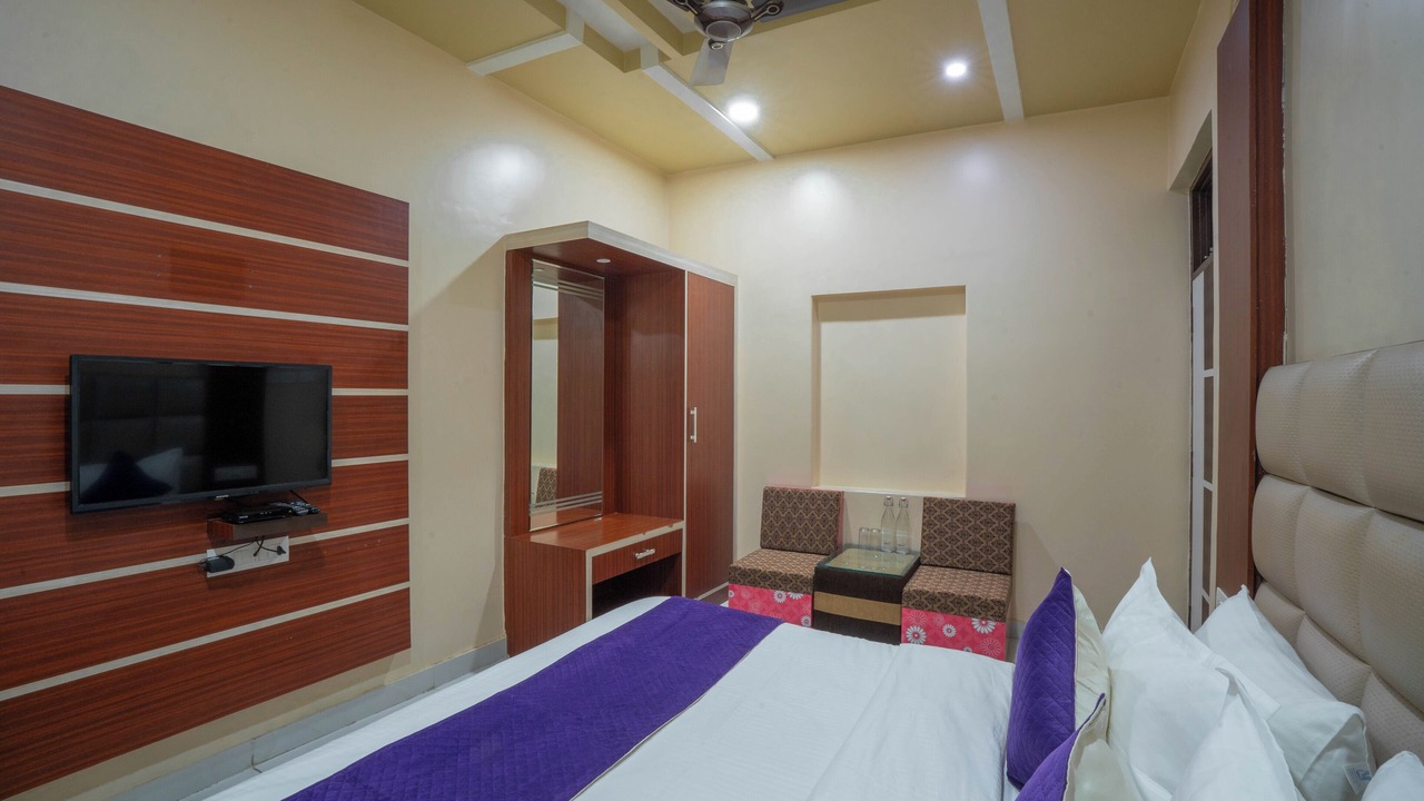 Photo of Bedroom in Varanasi