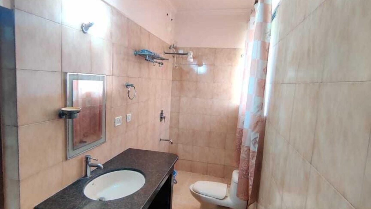 Photo of Bathroom in Saipem