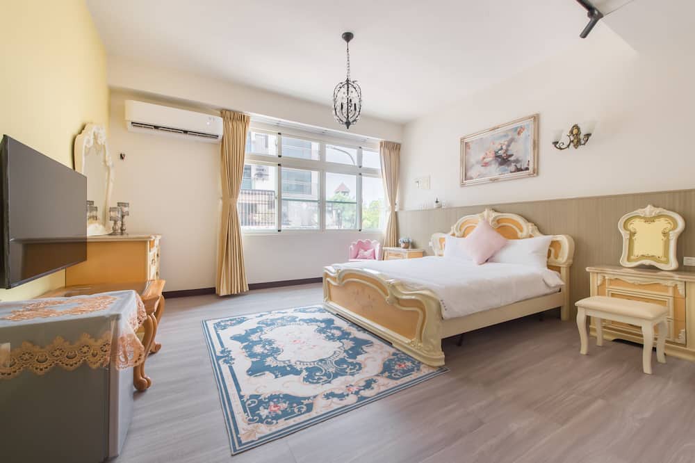 Photo of Bedroom in Old Town