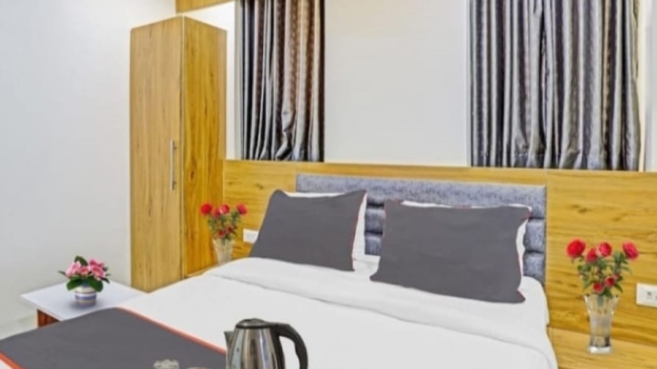 Photo of Bedroom in Vadodara