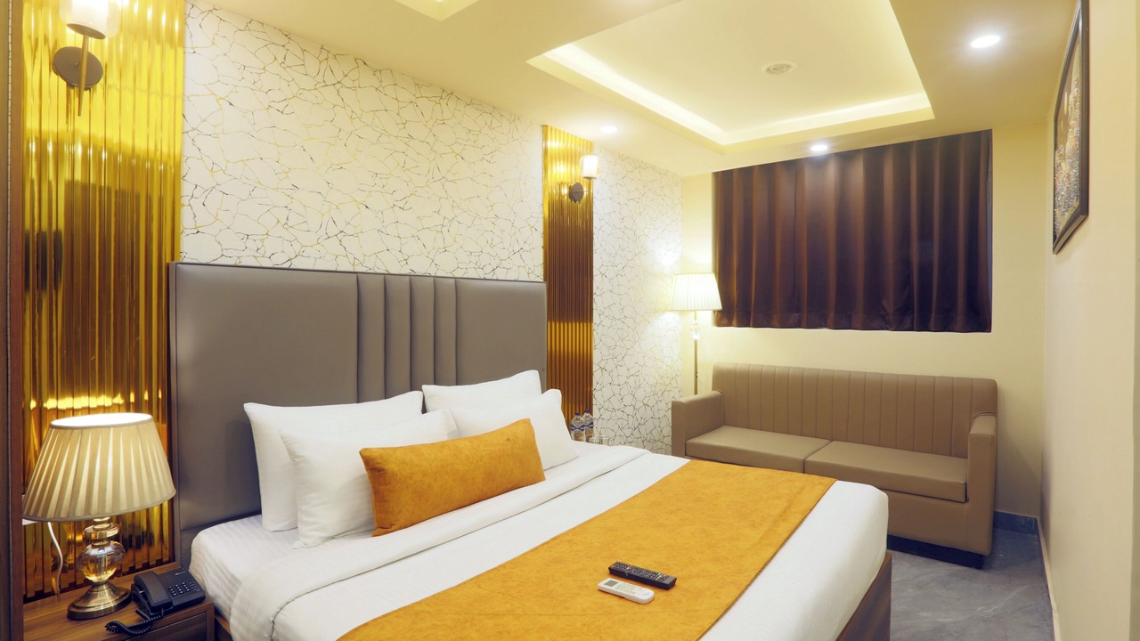 Photo of Bedroom in Sector 62