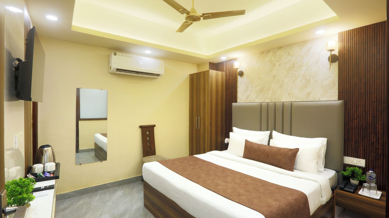 Photo of Bedroom in Sector 62