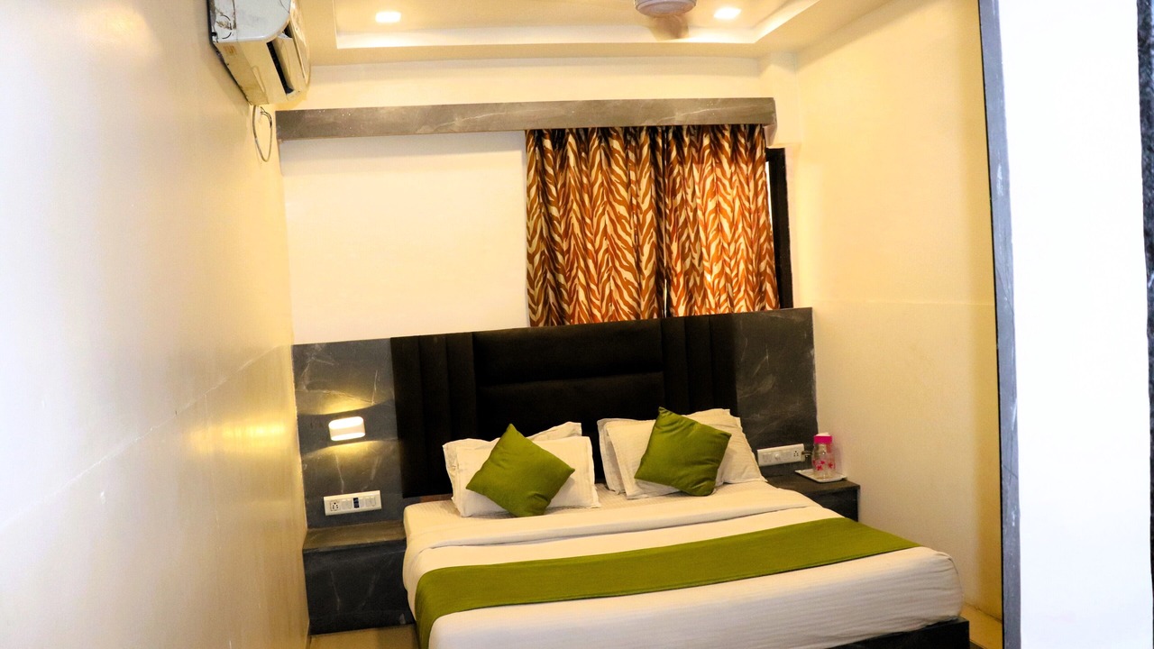 Photo of Bedroom in Gandhinagar