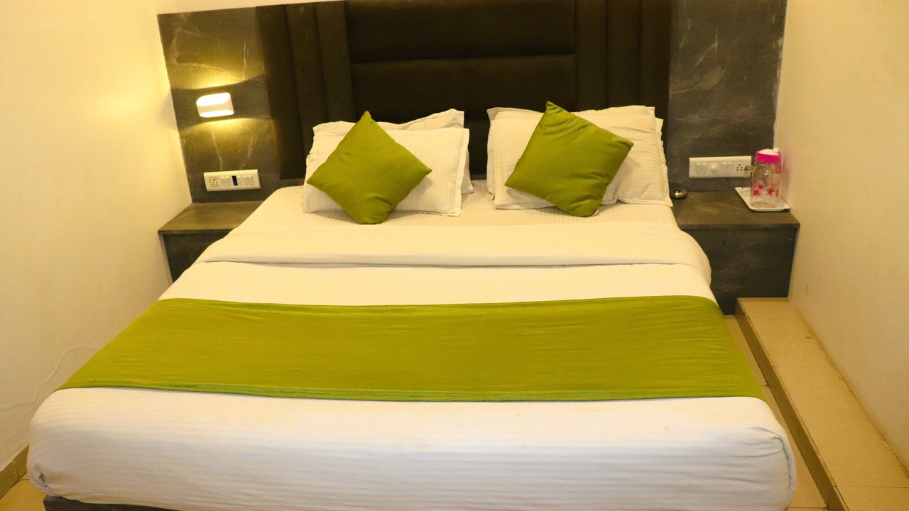 Photo of Bedroom in Gandhinagar