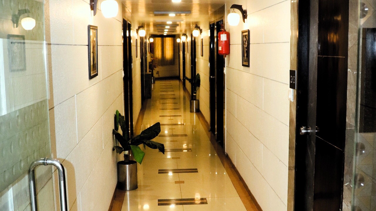 Photo of Others in Gandhinagar