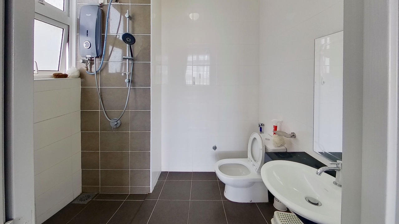 Photo of Bathroom in Presint 15