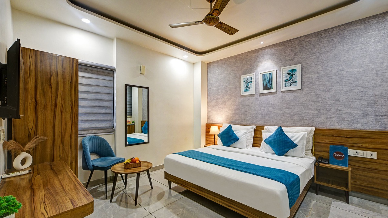 Photo of Bedroom in Dariyaganj
