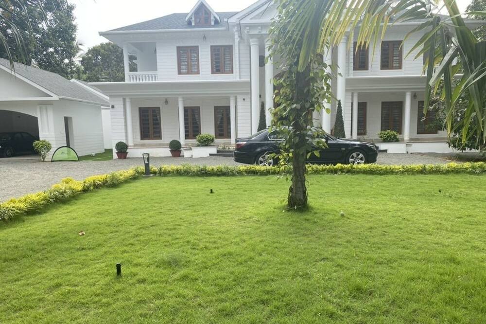 Photo of Outdoor in Thiruvananthapuram