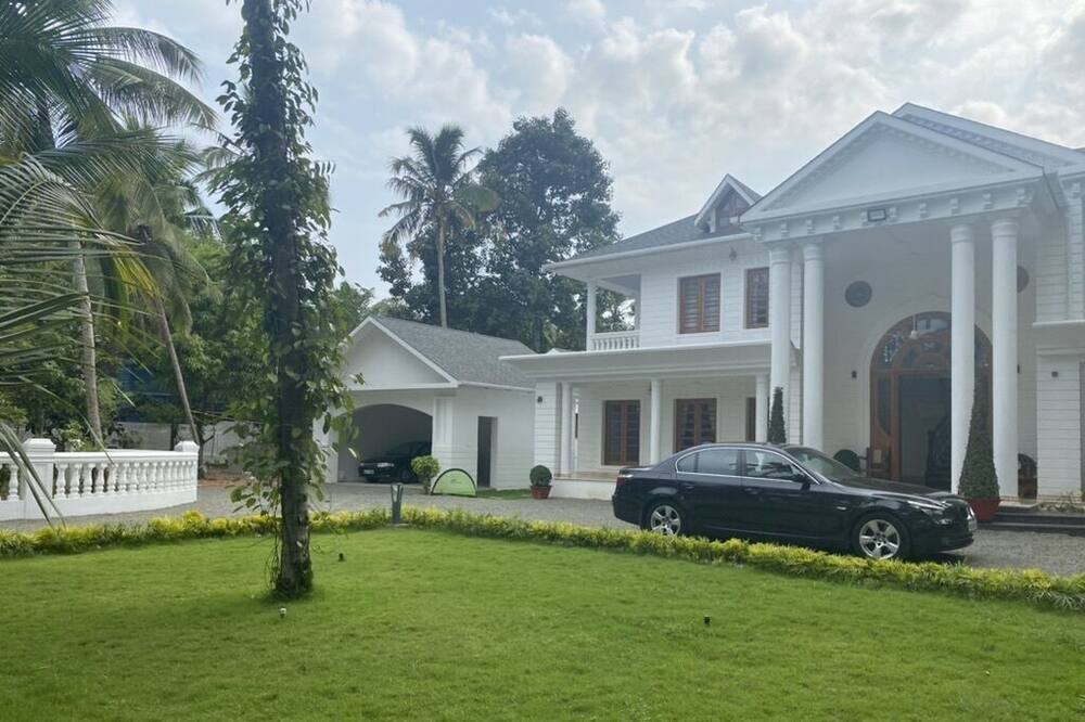 Photo of Outdoor in Thiruvananthapuram