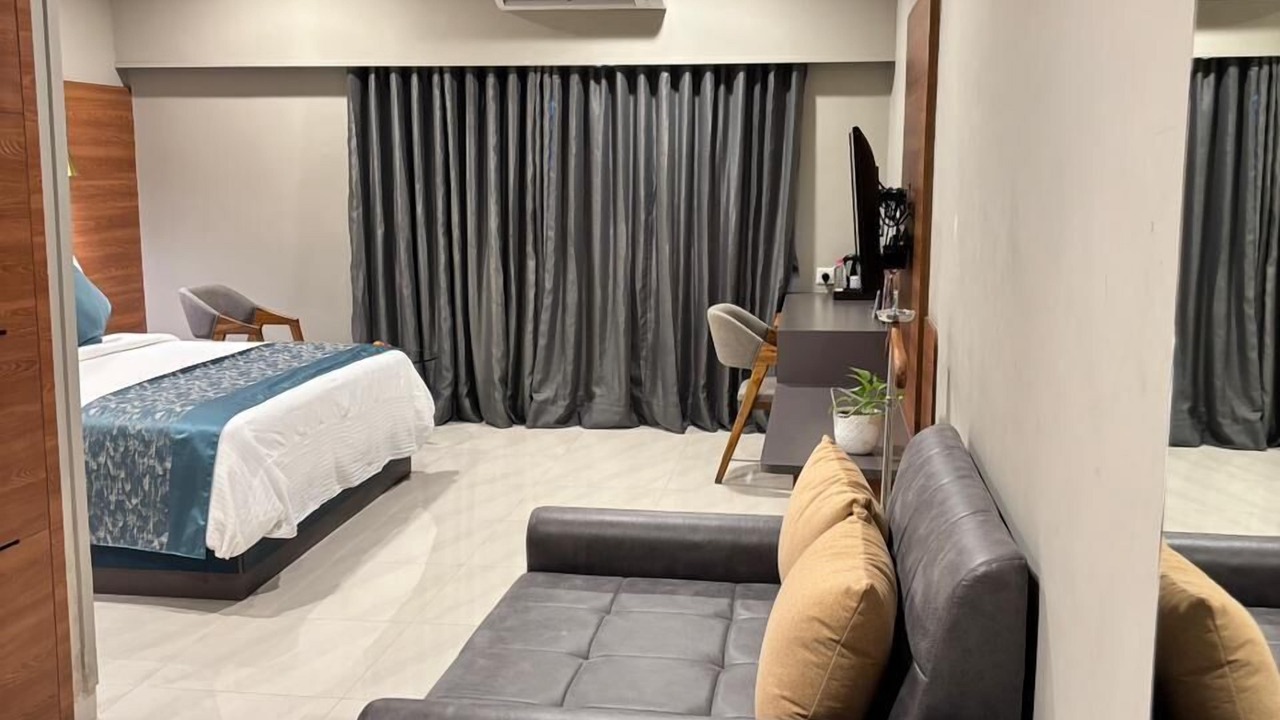 Photo of Bedroom in Rajpipla