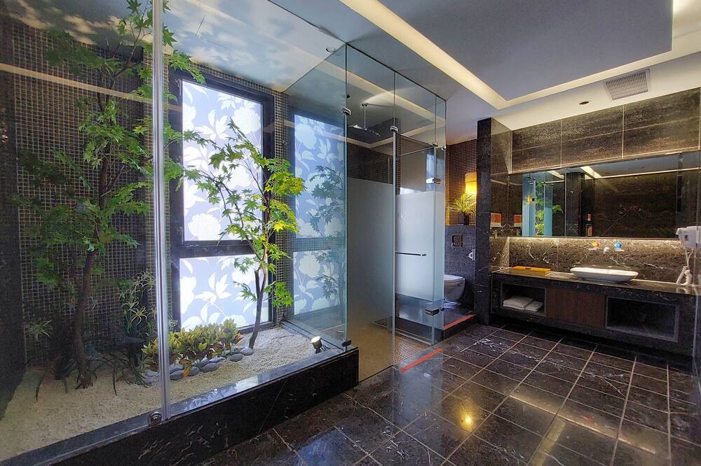 Photo of Bathroom in Toufen