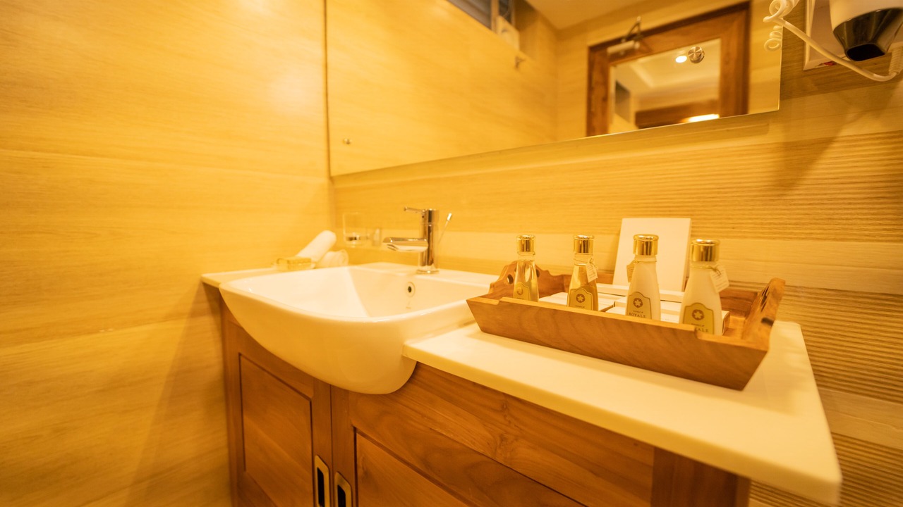 Photo of Bathroom in Periyur