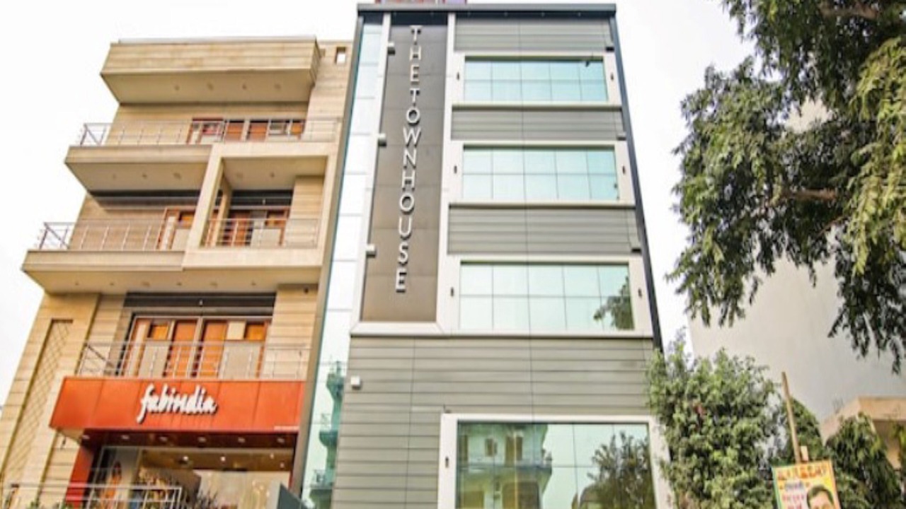 Photo of Buildings in Pashim Vihar