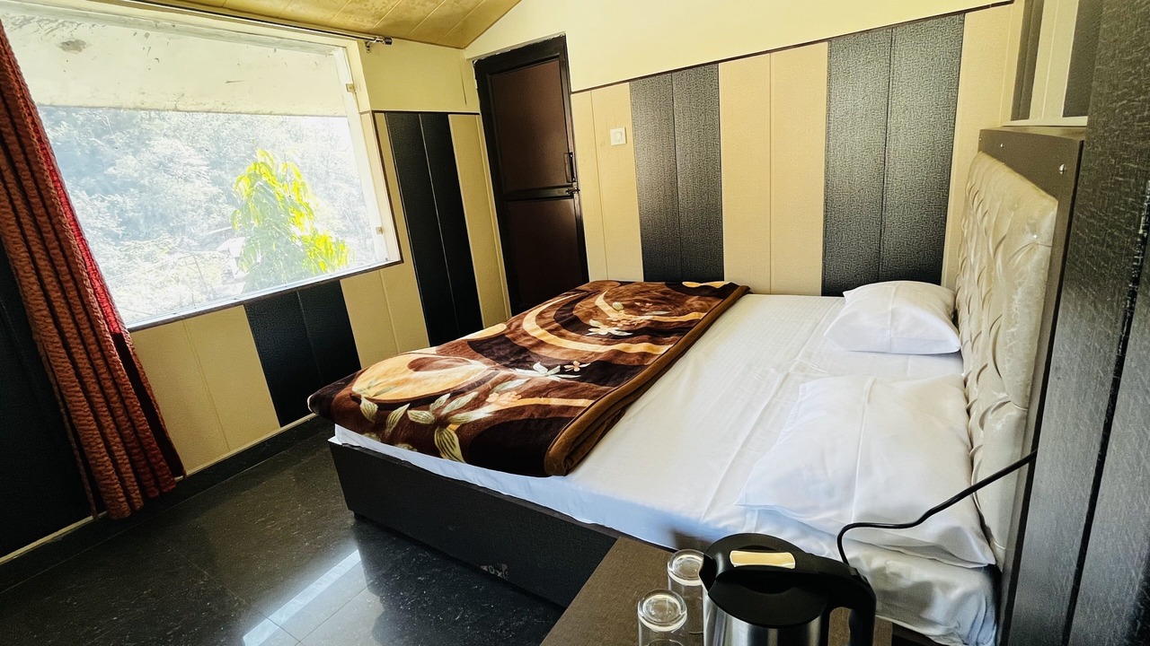 Photo of Bedroom in Dhunar Gaon