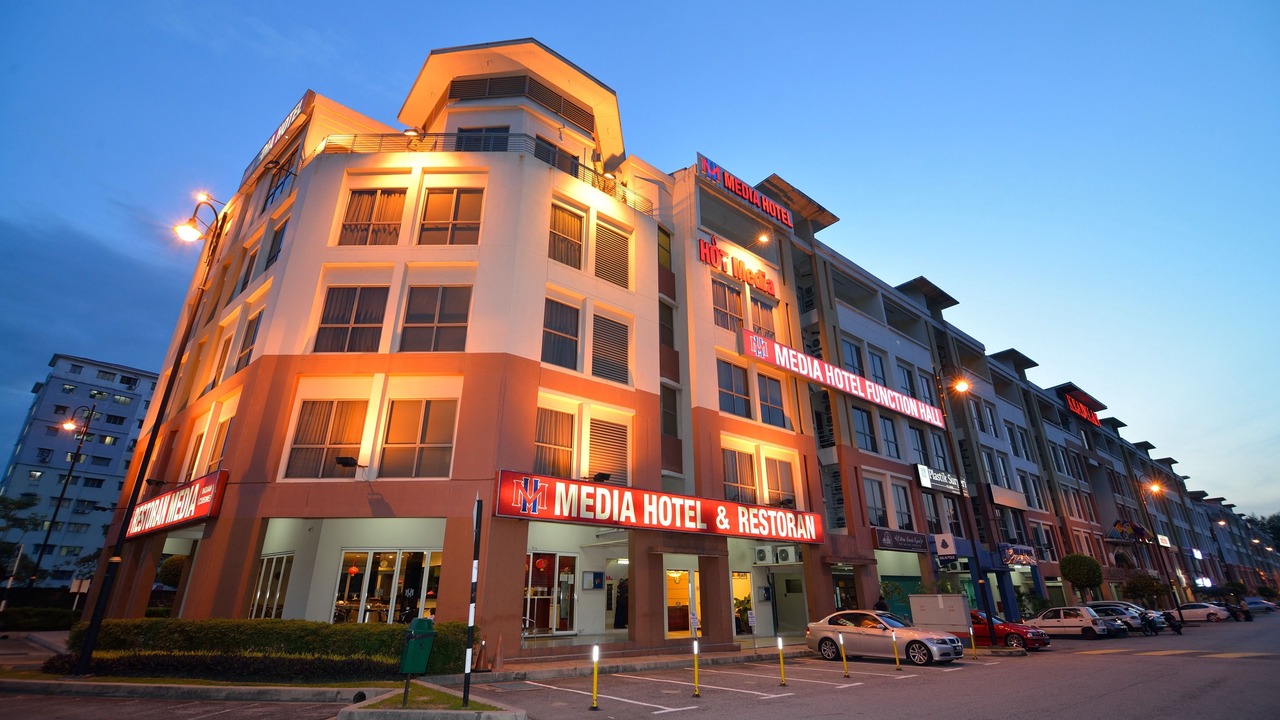 Photo of Buildings in Tropicana