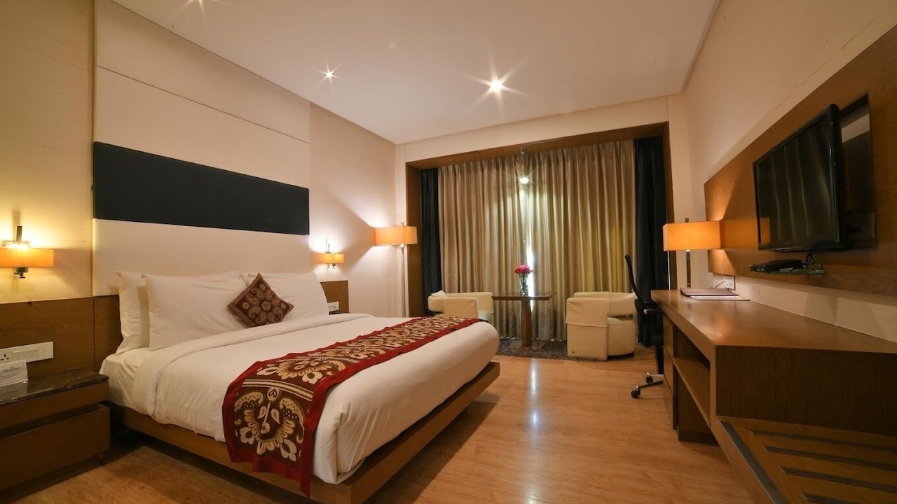 Photo of Bedroom in Bhat