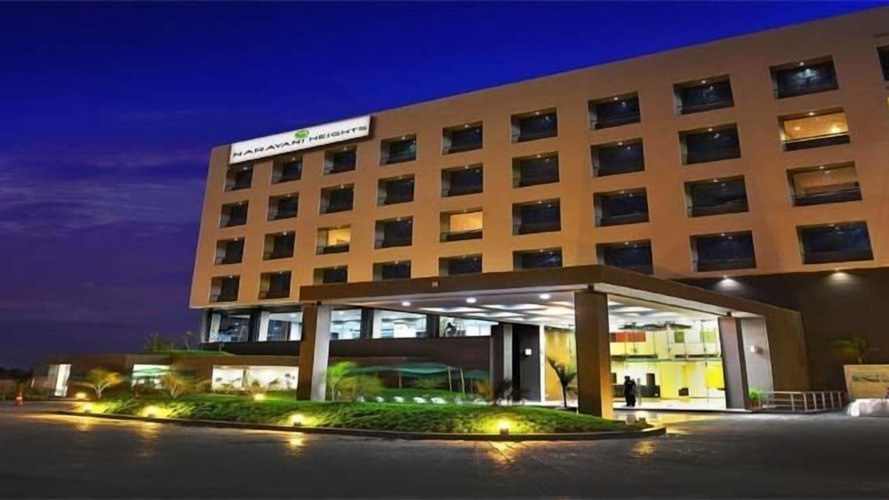 Photo of Buildings in Bhat