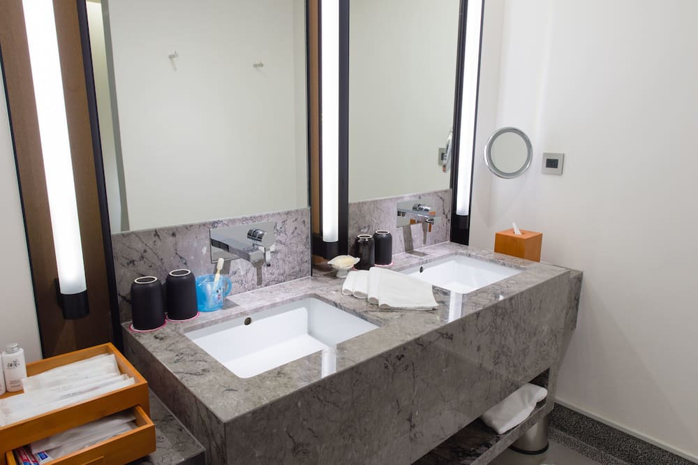 Photo of Bathroom in West Central District