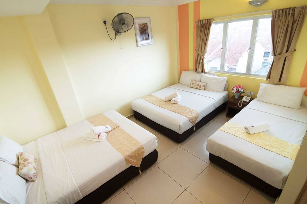 Photo of Bedroom in Kampung Bukit Dukong