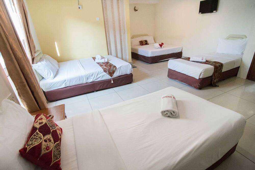 Photo of Bedroom in Kampung Bukit Dukong