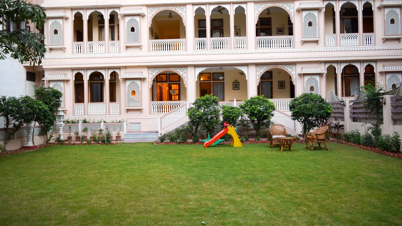 Photo of Outdoor in Pink City