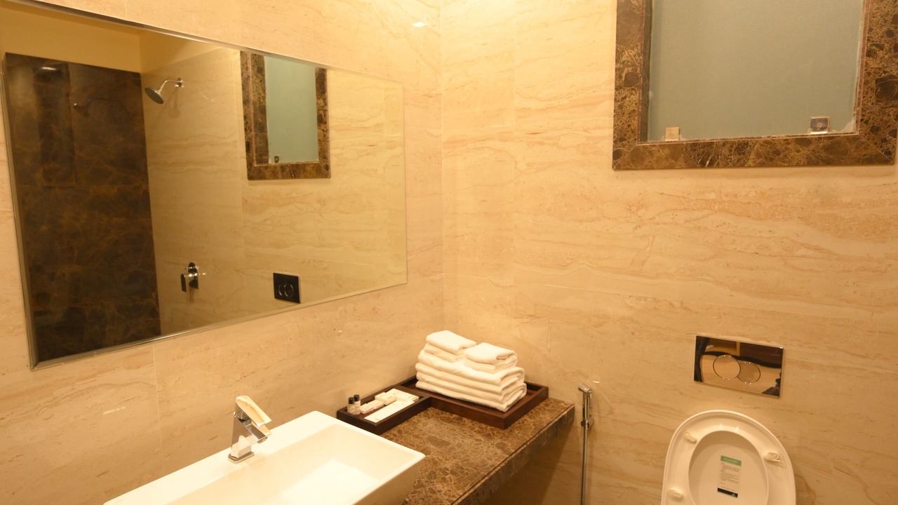 Photo of Bathroom in Makrana