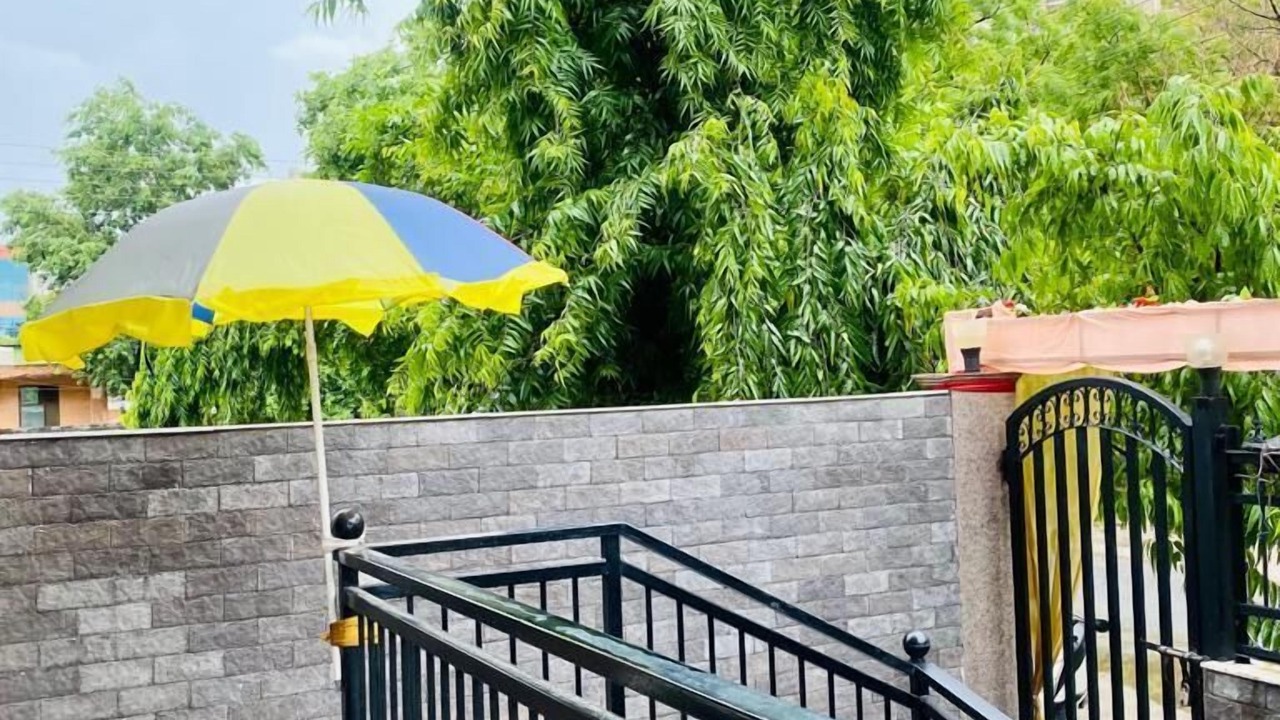 Photo of Outdoor in Sector 70