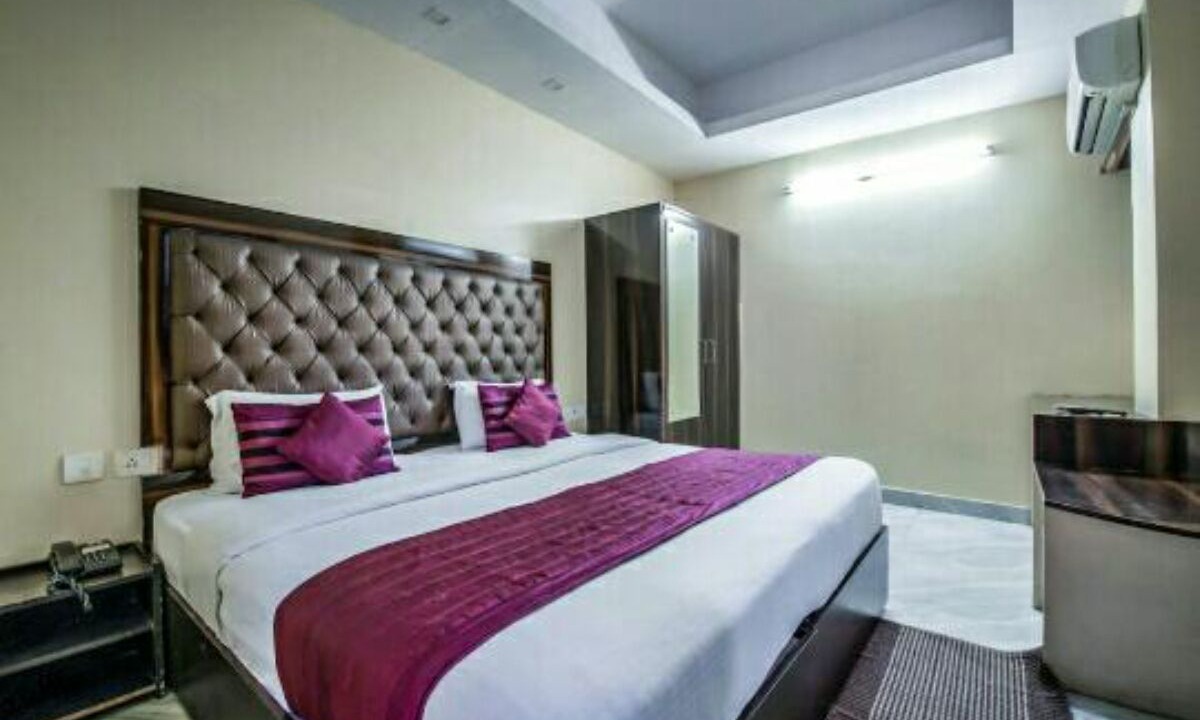 Photo of Bedroom in Sector 63